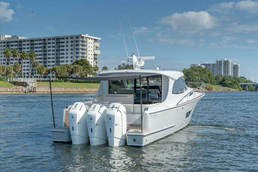 ECLIPSE 505 Shadow - 