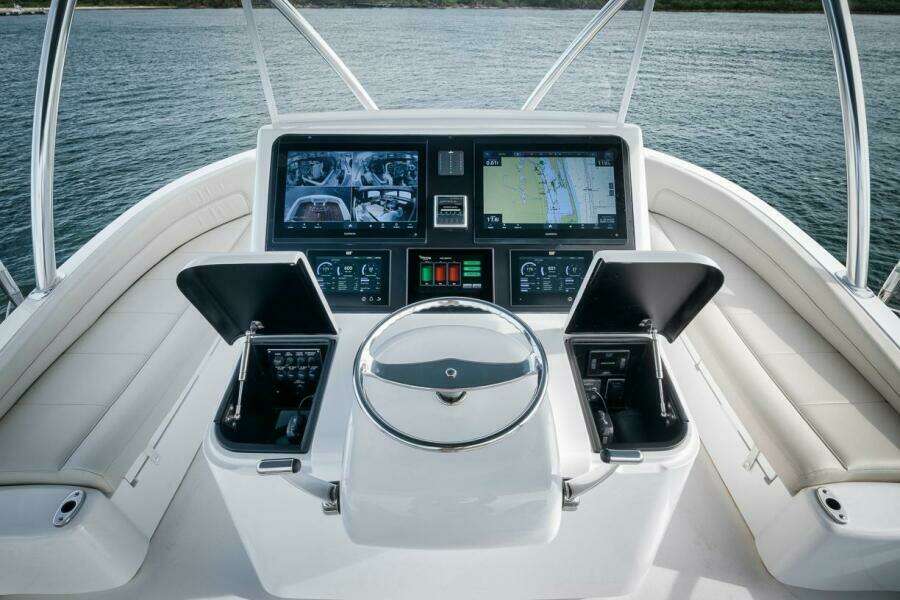 Viking 72 Skybridge - Chelsea -Skybridge