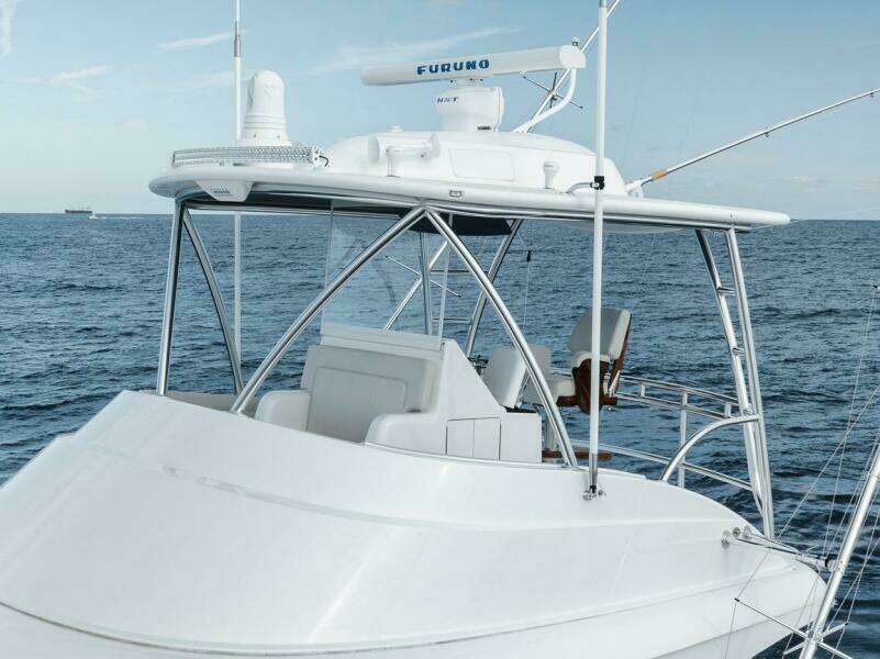 Viking 72 Skybridge - Chelsea -Skybridge