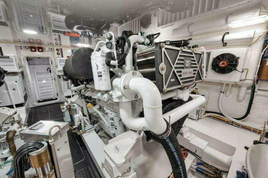 Viking 72 Skybridge - Chelsea -Engine Room
