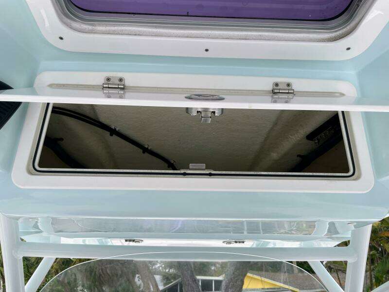 2019 Sea Fox 328 Commander