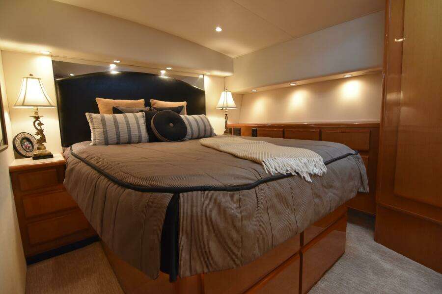 Viking 58 - Legacy - 