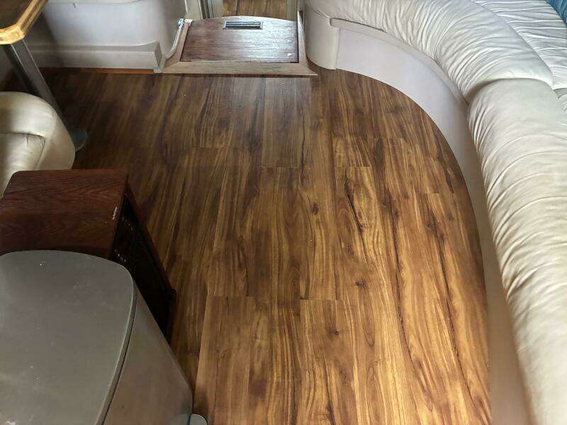Carver 455 Aft Cabin