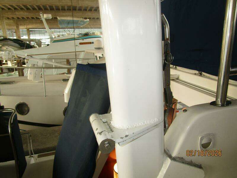 43' Mainship mast hinge