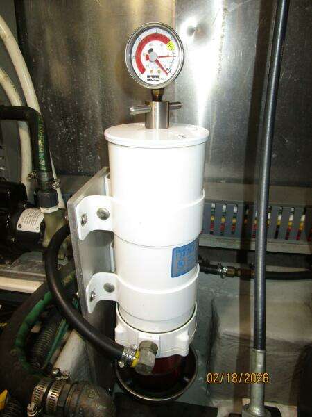 43' Mainship starboard Racor fuel filter