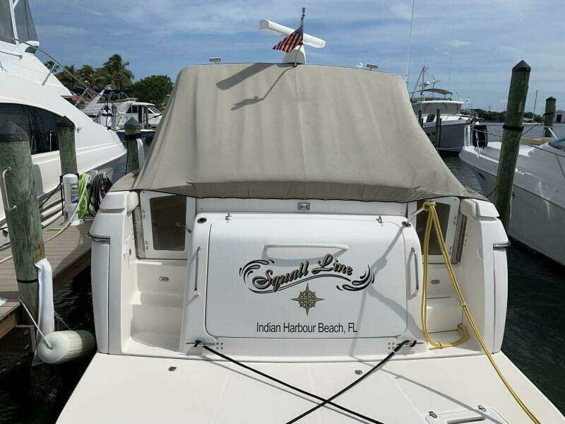 1995 Tiara Yachts 3500 Express