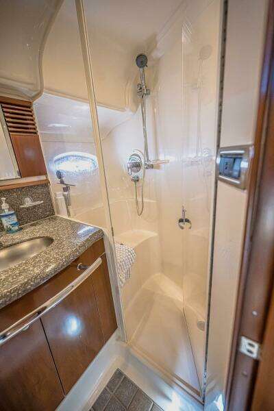 2005 Sea Ray 500 Sundancer