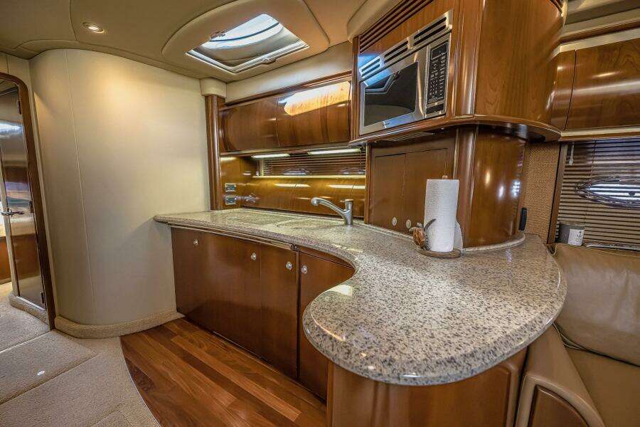 2005 Sea Ray 500 Sundancer