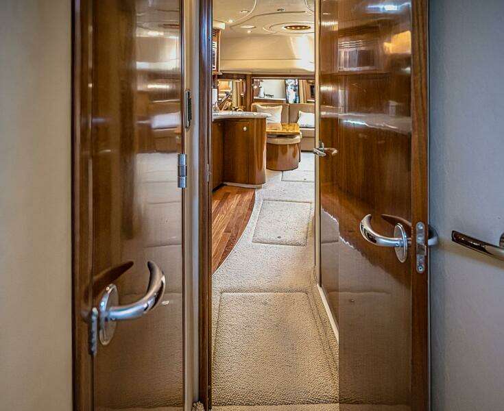 2005 Sea Ray 500 Sundancer