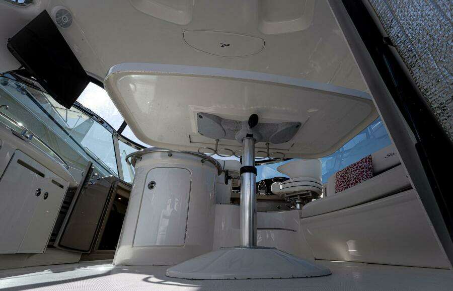 2005 Sea Ray 500 Sundancer