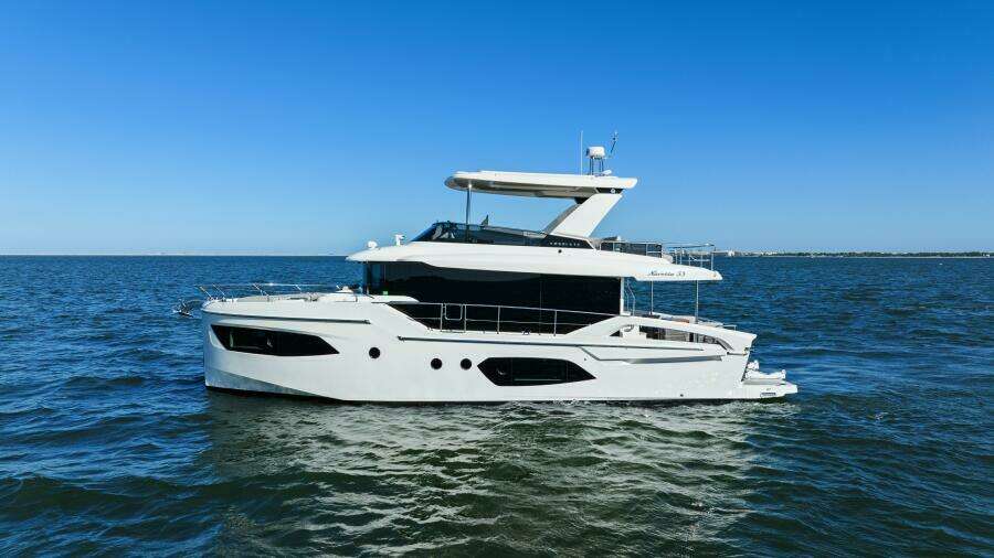 2025 Absolute Navetta 53 - Profile