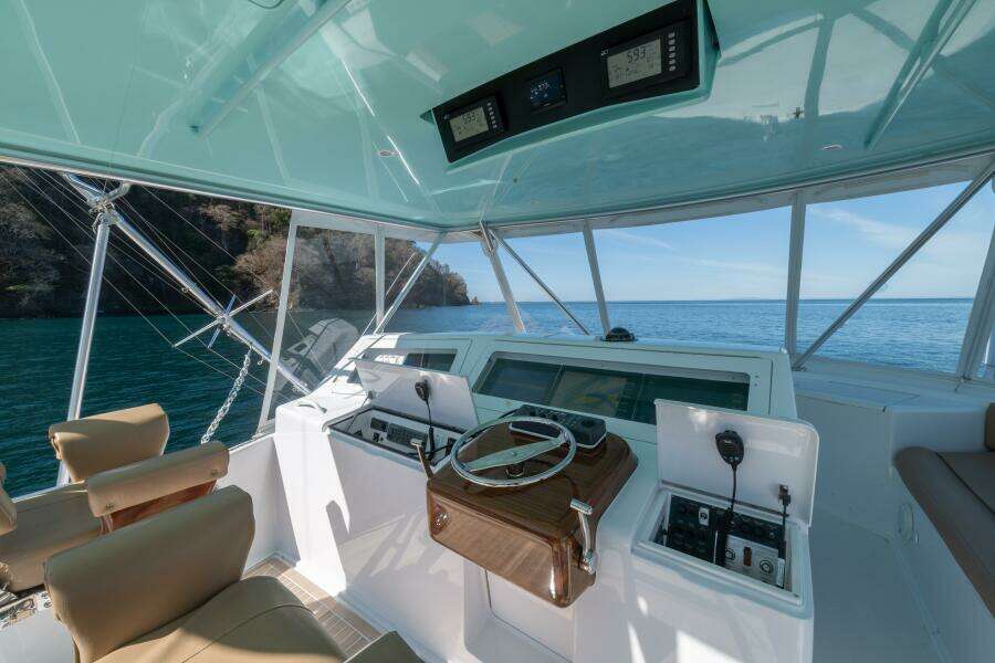 2006 Viking 56 "Scandaloso"
