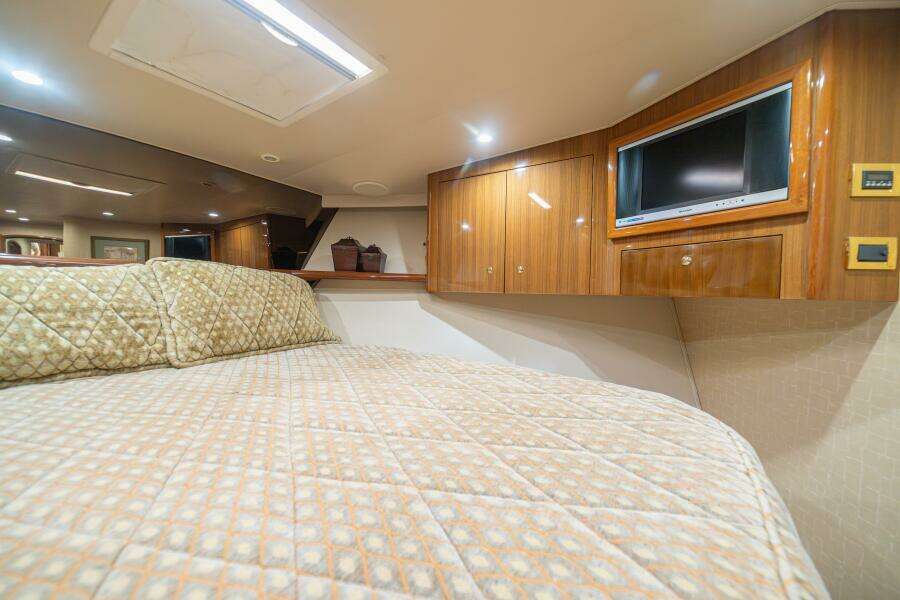 2006 Viking 56 "Scandaloso" - Stateroom