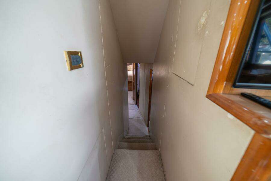 2006 Viking 56 "Scandaloso"