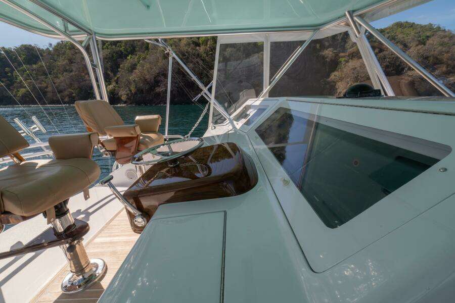 2006 Viking 56 "Scandaloso"