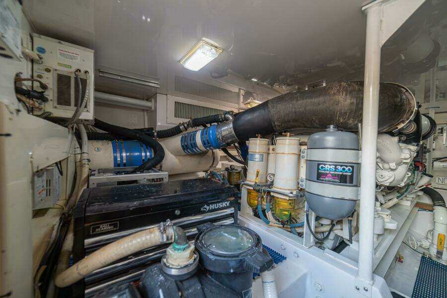 2006 Viking 56 "Scandaloso"