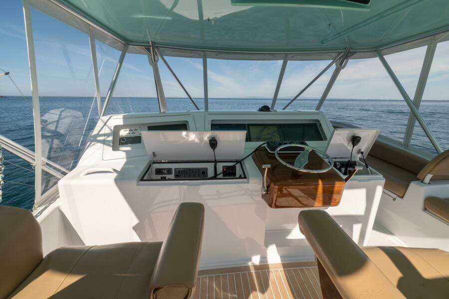 2006 Viking 56 "Scandaloso"