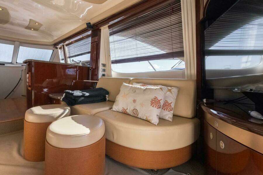 2008 Sea Ray 58 Sedan Bridge