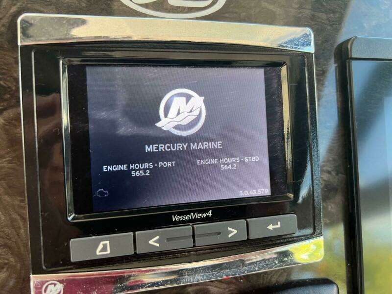 2014 Sea Ray 410 Sundancer