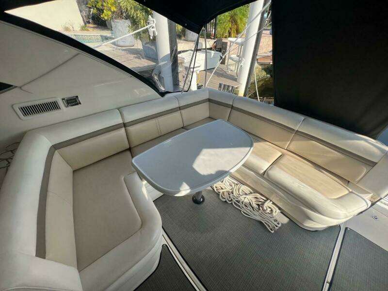 2014 Sea Ray 410 Sundancer