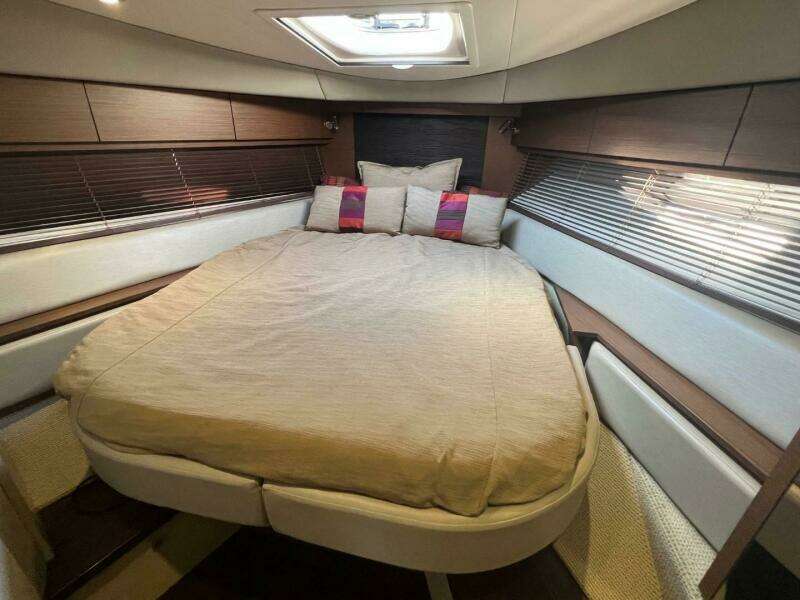 2014 Sea Ray 410 Sundancer