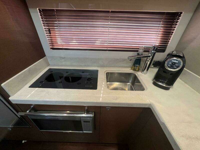 2014 Sea Ray 410 Sundancer