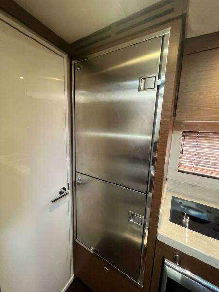 2014 Sea Ray 410 Sundancer