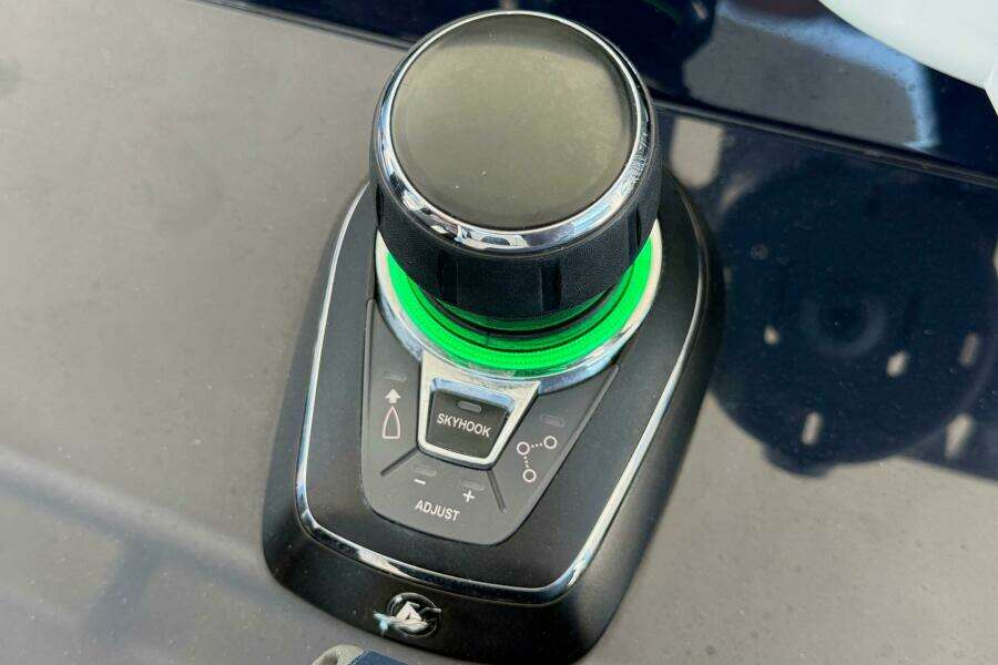 2020 Midnight Express 34 Open