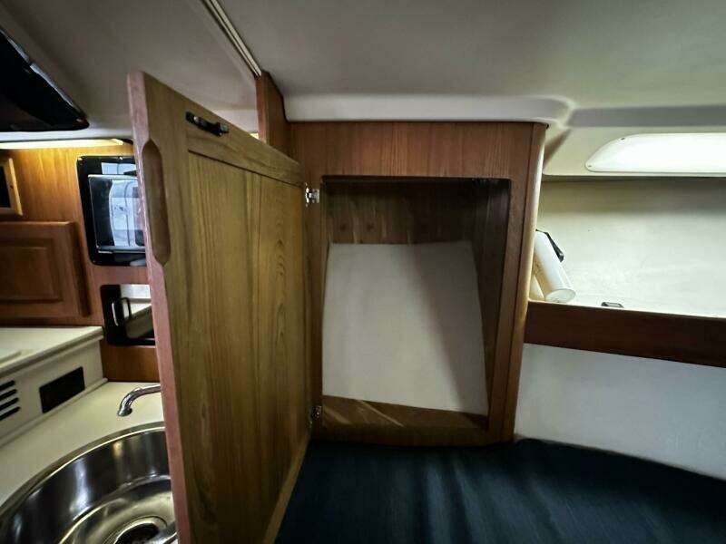 1997 Luhrs 32 Open