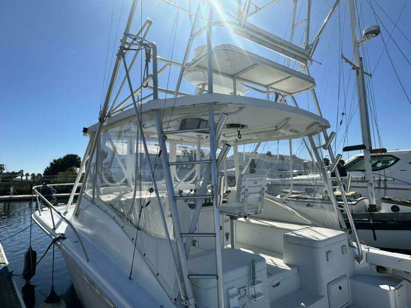 1997 Luhrs 32 Open