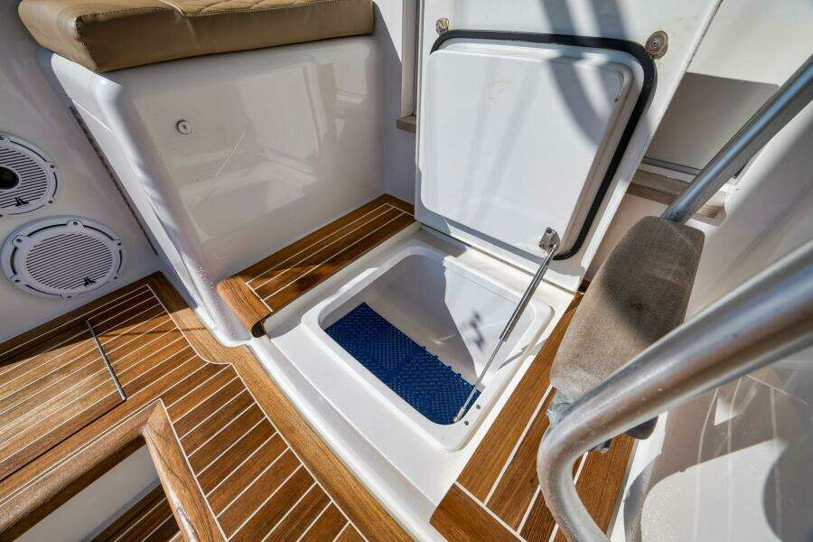 2011 Viking 76 Enclosed Bridge- TEUSEAS- Cockpit