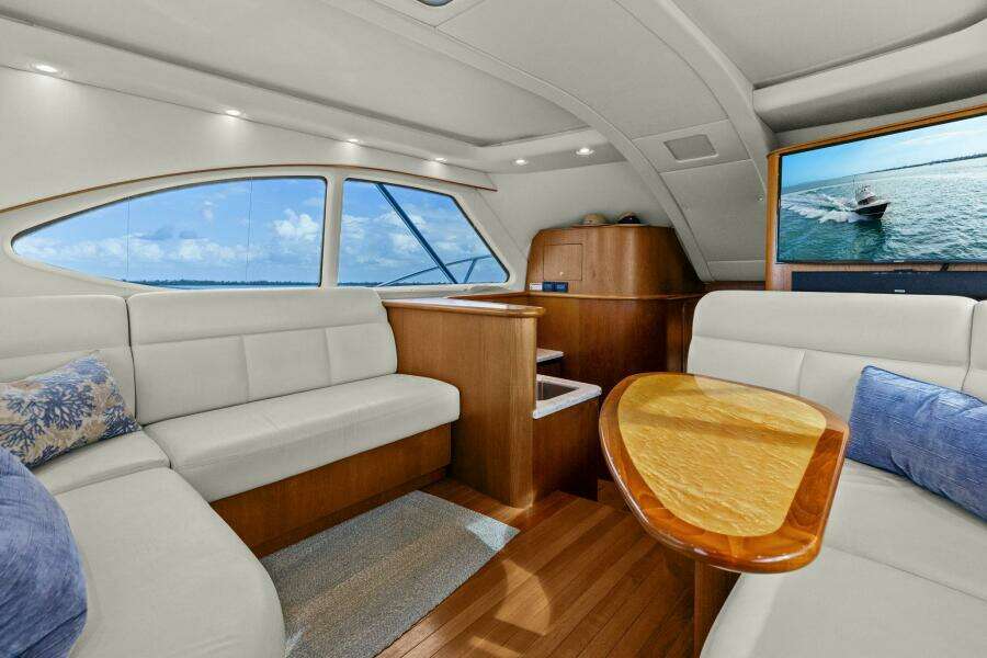 2013 Tiara Yachts 3900 Convertible