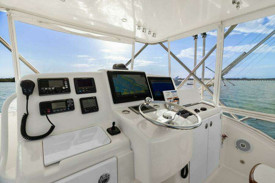 2013 Tiara Yachts 3900 Convertible