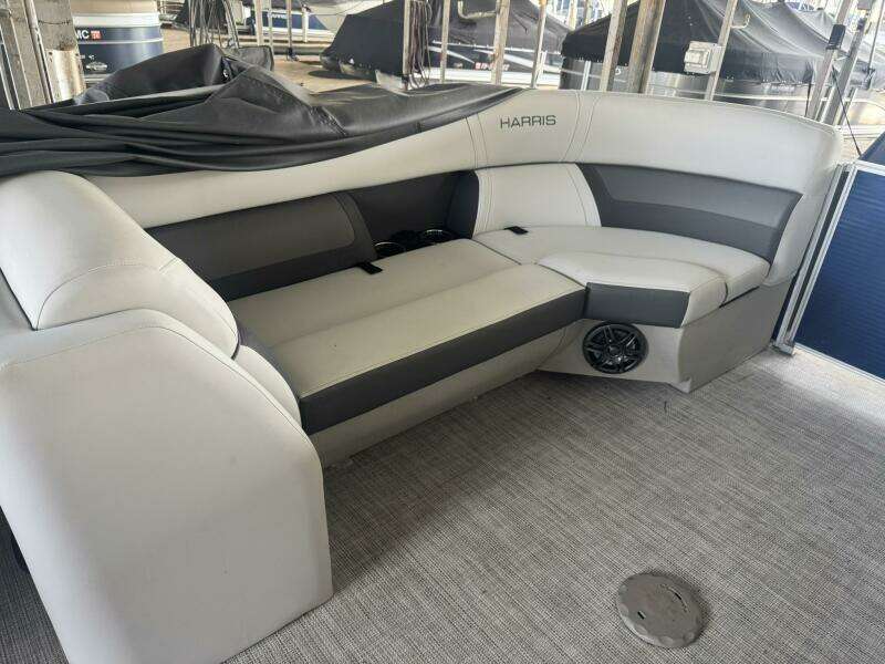 2022 Harris CX230