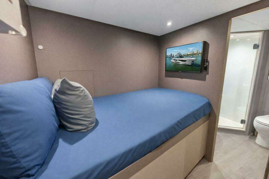 2024 Ocean Alexander 35 Revolution