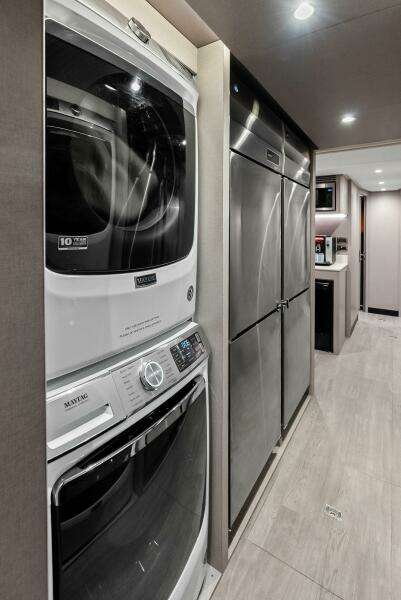 2024 Ocean Alexander 35 Revolution