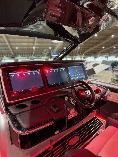 2024 Cigarette Nighthawk SD Edition