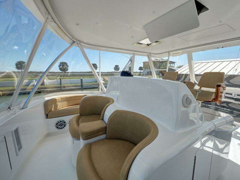 2017 Viking 52 Convertible 