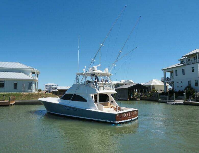 2017 Viking 52 Convertible 