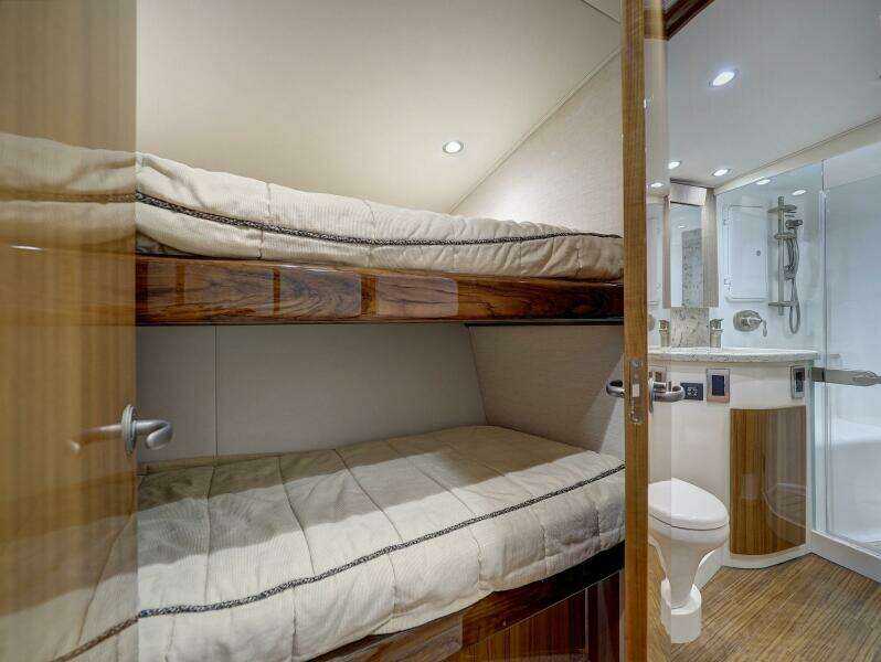 2017 Viking 52 Convertible 