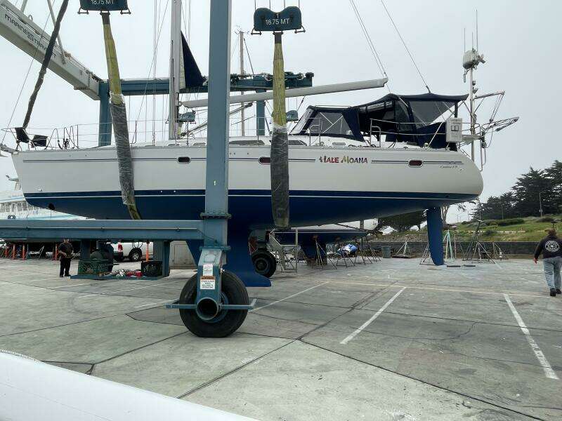 2005 Catalina 470
