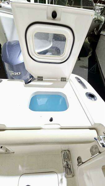 2018 Pursuit 328 Sport