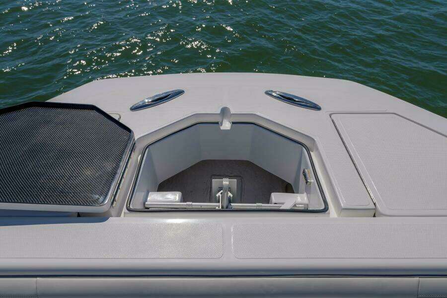 SeaHunter 38 Reel Escape- Bow Anchor