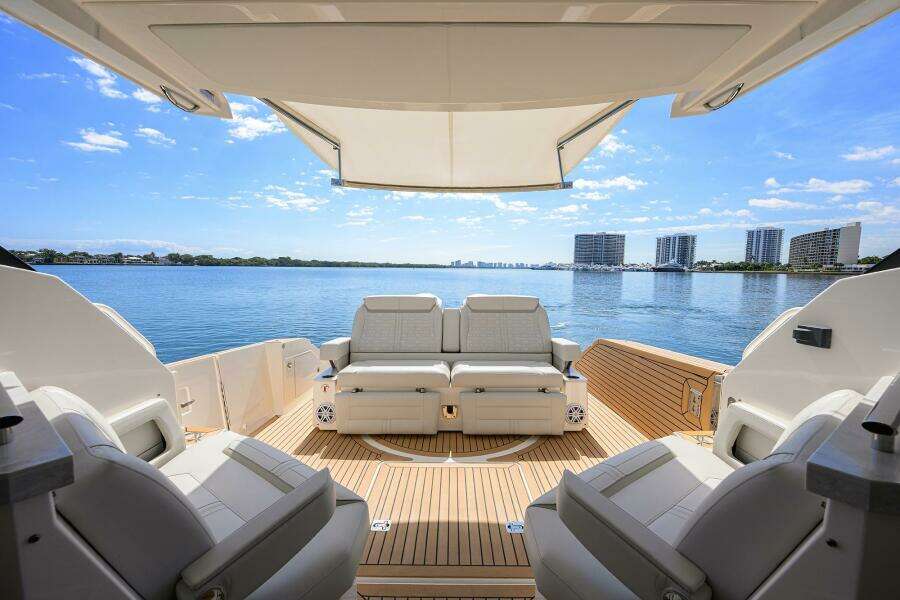 Tiara 43 - Aft Deck 
