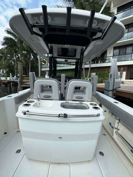 2024 Boston Whaler 280 Outrage