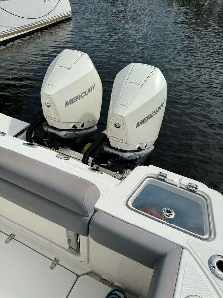 2024 Boston Whaler 280 Outrage
