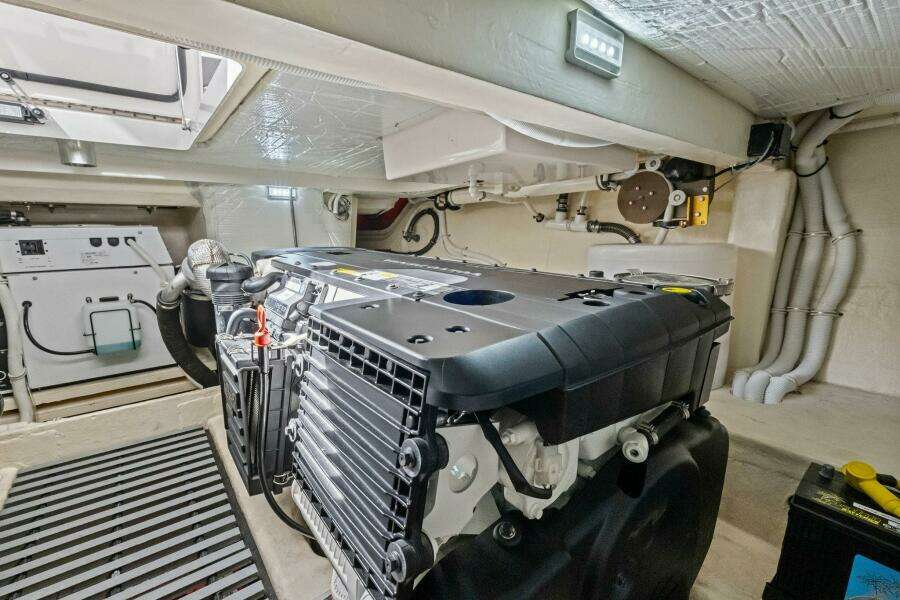 2018 Tiara Yachts C44