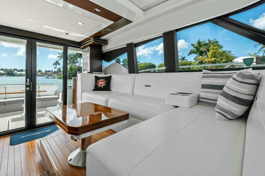 2018 Tiara Yachts C44