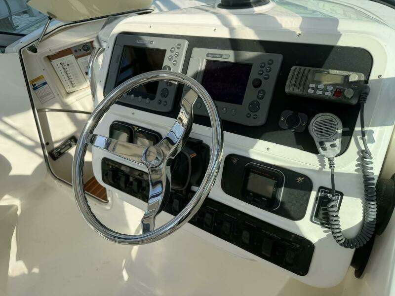 2007 Century 3200 WA