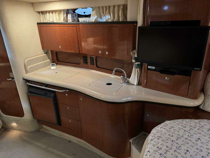 2002 Sea Ray 320 Sundancer